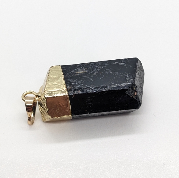 NWOT black tourmaline natural stone pendant - Picture 1 of 6